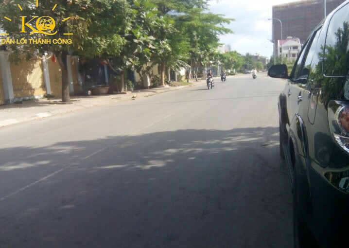 Đường vào nhà rộng, thoáng