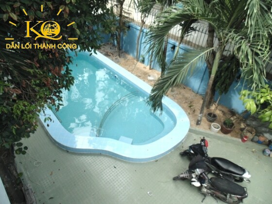 Khuôn viên hồ bơi Khuôn viên hồ bơi