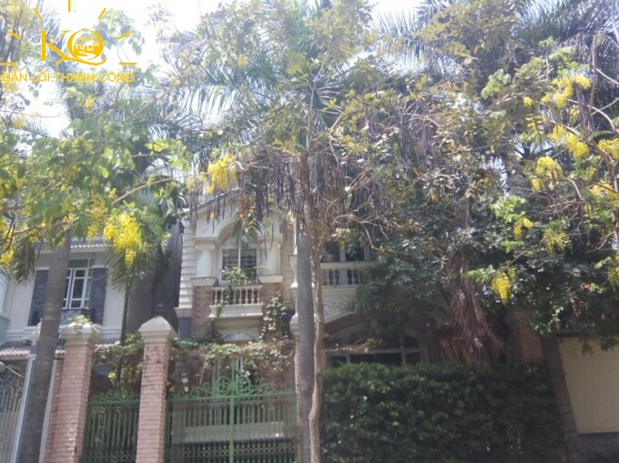 Thiết kế bên ngoài của căn nhà Thiết kế bên ngoài của căn nhà