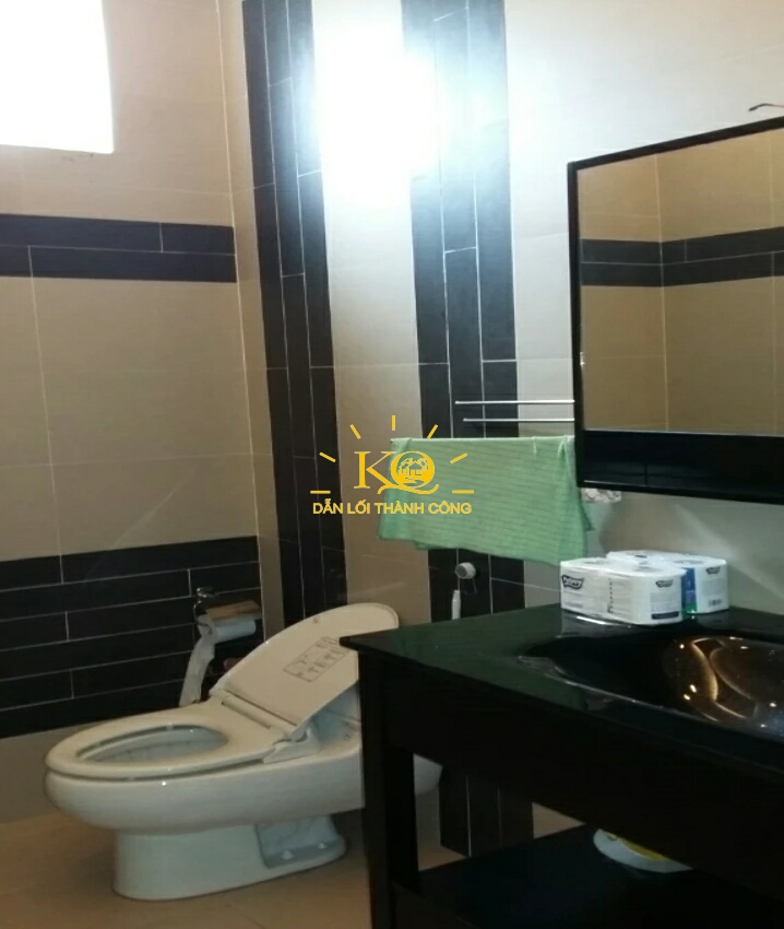 Nhà vệ sinh Nhà vệ sinh