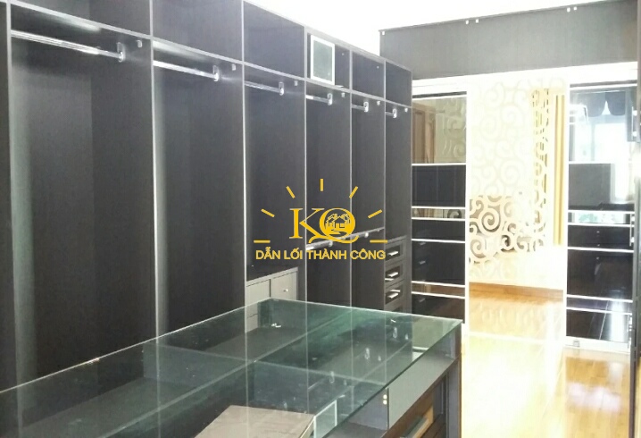 Nhà kho trong nhà Nhà kho trong nhà