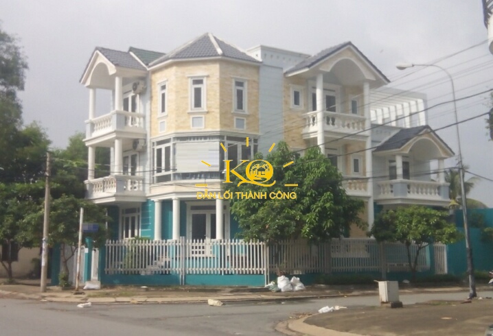 Thiết kế bên ngoài của căn nhà Thiết kế bên ngoài của căn nhà