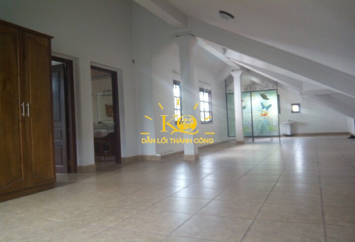 Một góc phòng trống trong nhà Một góc phòng trống trong nhà
