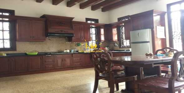 Gian bếp và bàn ăn Gian bếp và bàn ăn