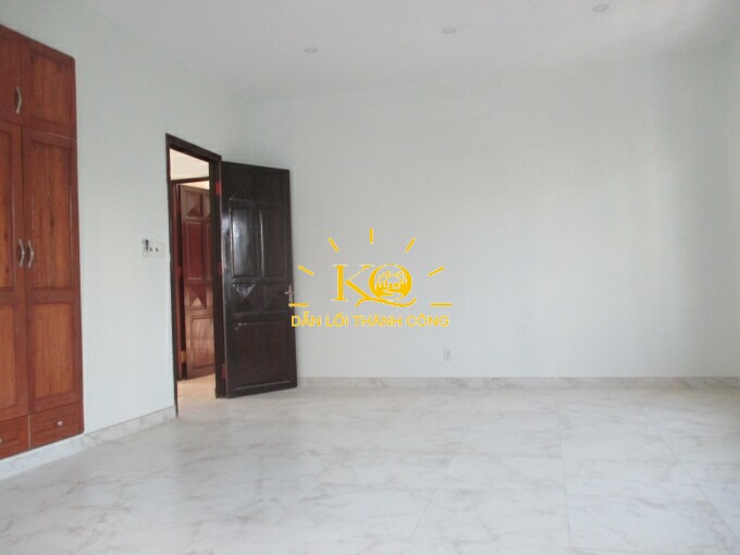 Diện tích các phòng trống Diện tích các phòng trống