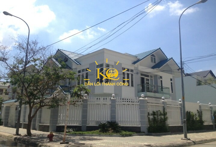 Thiết kế bên ngoài của căn nhà Thiết kế bên ngoài của căn nhà