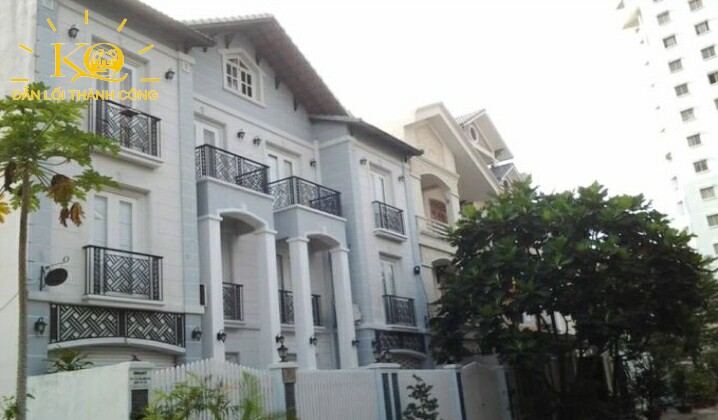 Thiết kế bên ngoài của căn nhà Thiết kế bên ngoài của căn nhà