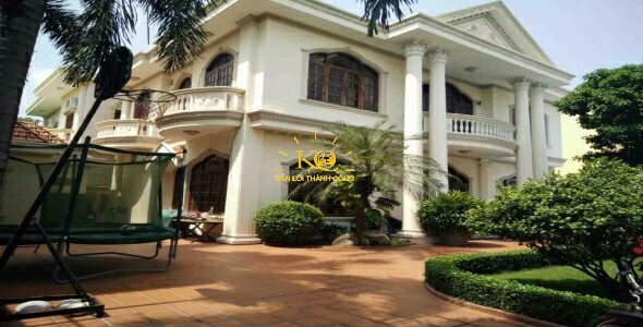 Thiết kế bên ngoài của căn nhà  Thiết kế bên ngoài của căn nhà