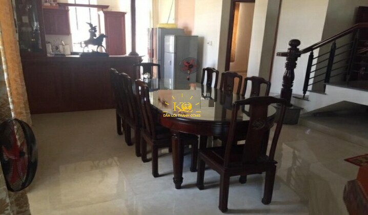 Bàn ăn lớn Bàn ăn lớn