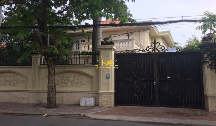 Thiết kế bên ngoài của căn nhà  Thiết kế bên ngoài của căn nhà