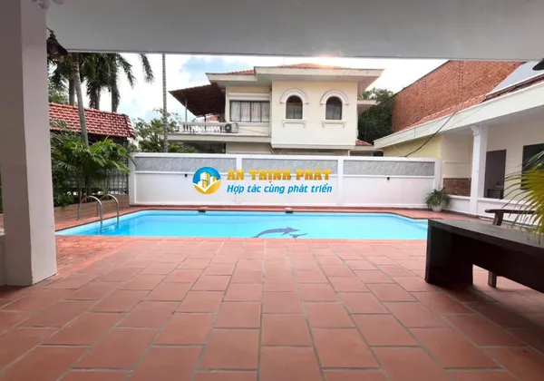 Cho thuê biệt thự compound Thảo Điền - Hồ Bơi, Sân Vườn Đẹp, An Ninh Cao