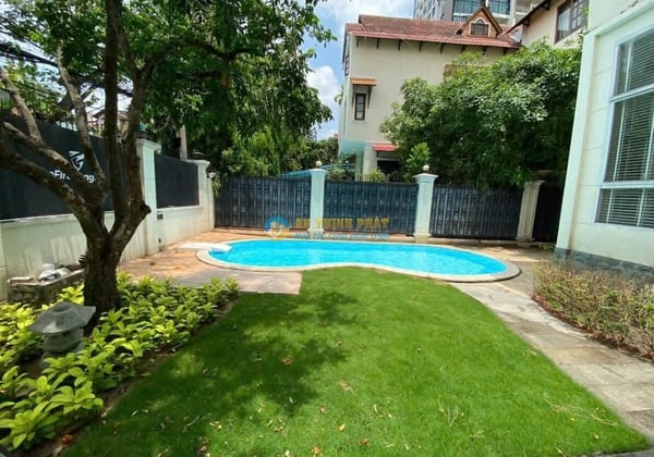 Cho thuê Villa 215 Nguyễn Văn Hưởng Gần Bis Hồ Bơi Riêng 6PN