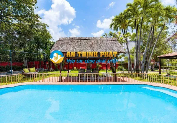 Cho Thuê Biệt Thự Hồ Bơi Và Sân Vườn Lớn Cạnh Rạch - Phường Thảo Điền
