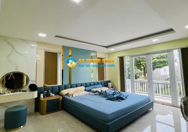 Cho Thuê Biệt Thự Khu Compound Park Rivieraside Liên Phường 140m2