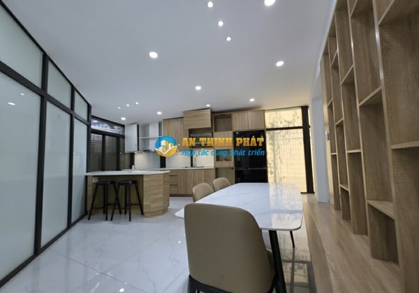 Cho Thuê Biệt Thự Valora Kikyo Quận 9 300m2 Full Nội Thất
