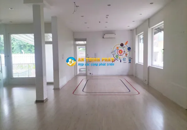 Cho Thuê Biệt Thự Quận 2 Làm Trường Quốc Tế - Pháp Lý Chuẩn, Diện Tích Lớn, Đủ tiêu chuẩn