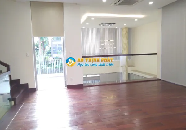 CHO THUÊ BIỆT THỰ  RIVIERA COVE QUẬN 9 GÓC GIÁ RẺ