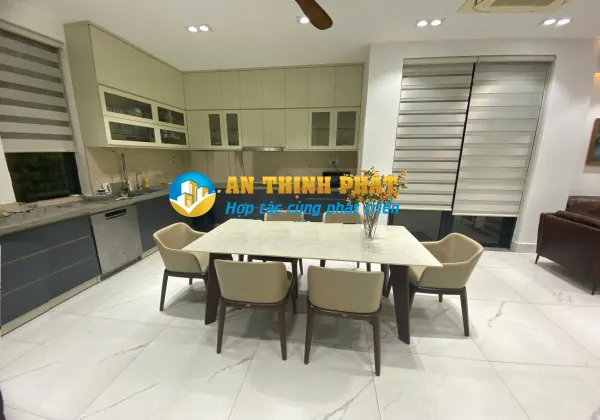 Cho Thuê Biệt Thự Song Lập Lucasta Có Thang Máy Riêng