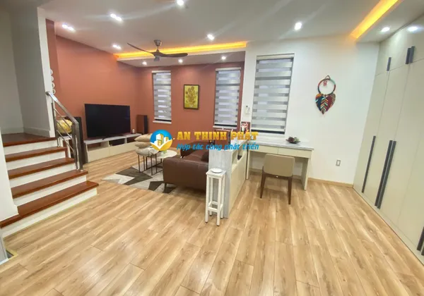 Cho Thuê Biệt Thự Song Lập Lucasta Có Thang Máy Riêng