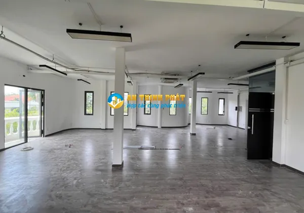 Cho Thuê Biệt Thự Thảo Điền làm văn phòng công ty - máy lạnh âm trần