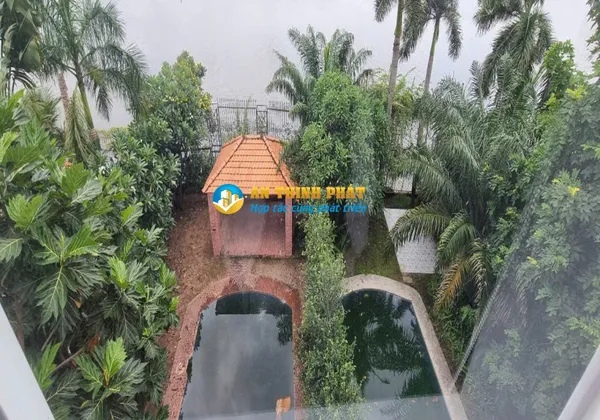 Cho thuê biệt thự ven sông Sài Gòn - compound 215 Nguyễn Văn Hưởng