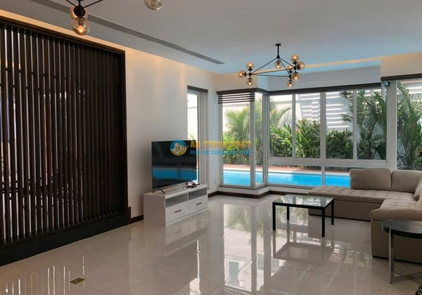 Cho Thuê Villa Compound 108 Nguyễn Văn Hưởng Thảo Điền 5PN Hồ Bơi