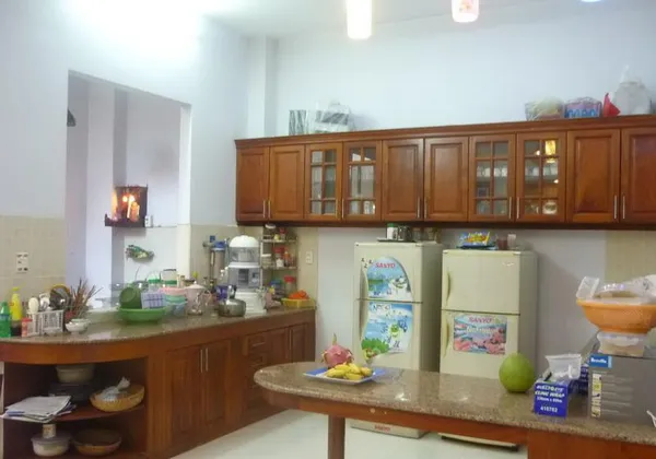 BIỆT THỰ CHO THUÊ QUẬN 2 ĐƯỜNG NGUYỄN VĂN HƯỞNG