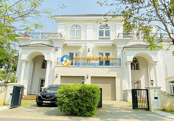 BIỆT THỰ KHU COMPOUND THE VENICA QUẬN 9 DT 600M2 SÂN VƯỜN NỘI THẤT