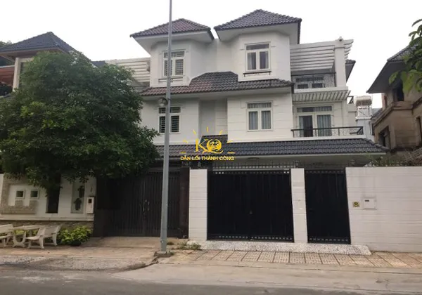 BIỆT THỰ QUẬN 9 CHO THUÊ KDC KHANG AN DT8X22M  GIÁ RẺ NỘI THẤT ĐẸP