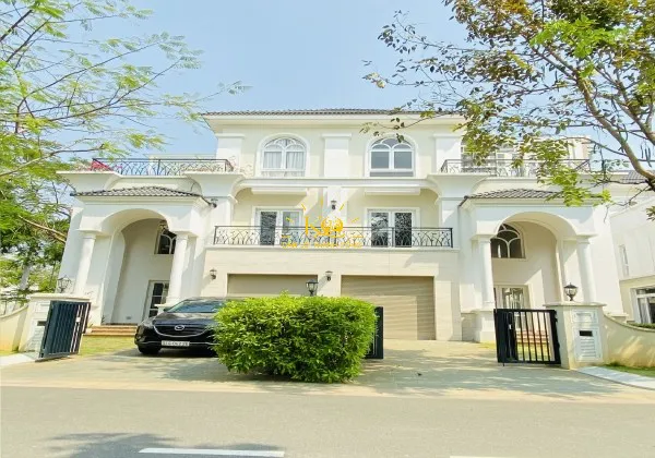 BIỆT THỰ THE VENICA KHANG ĐIỀN CHO THUÊ NỘI THẤT ĐẦY ĐỦ DT 250M2