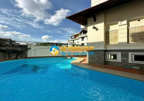 CHO THUÊ BIỆT THỰ ĐƯỜNG NGUYỄN VĂN HƯỜNG PHƯỜNG THẢO ĐIỀN GIÁ TỐT