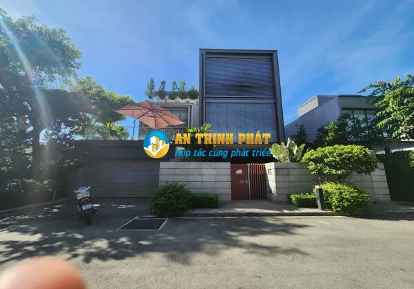 CHO THUÊ BIỆT THỰ HOLM 135-145 NGUYỄN VĂN HƯỞNG CĂN VIP