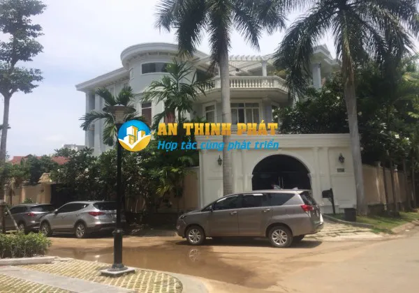 CHO THUÊ BIỆT THỰ KHU 204 NGUYỄN VĂN HƯỞNG PHƯỜNG THẢO ĐIỀN