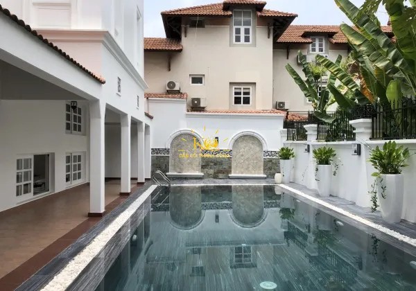 CHO THUÊ BIỆT THỰ KIM SƠN THẢO ĐIỀN DT 500M2 SÂN VƯỜN HỒ BƠI