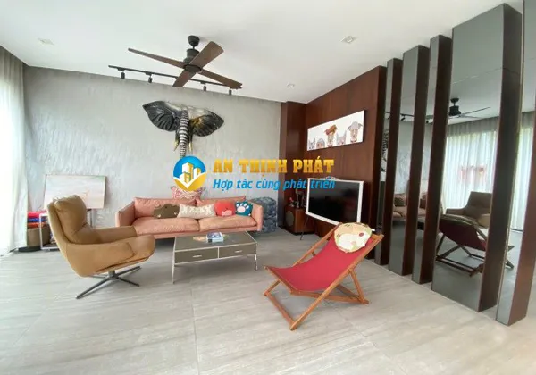 CHO THUÊ BIỆT THỰ LUCASTA QUẬN 9 CĂN GÓC FULL NỘI THẤT