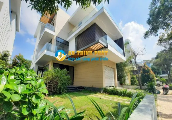 CHO THUÊ BIỆT THỰ LUCASTA QUẬN 9 VEN SÔNG THIẾT KẾ HIỆN ĐẠI