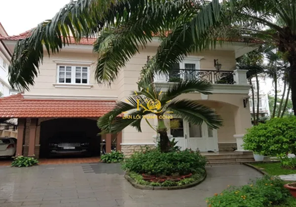 CHO THUÊ BIỆT THỰ QUẬN 2, TRỆT 2 LẦU, HỒ BƠI, NỘI THẤT CAO CẤP