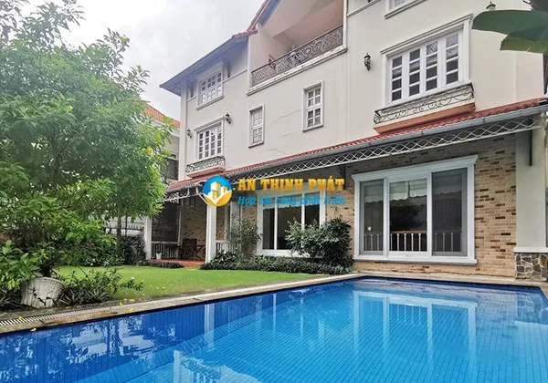 CHO THUÊ BIỆT THỰ THẢO ĐIỀN 1 ĐƯỜNG NGUYỄN VĂN HƯỞNG TP THỦ ĐỨC