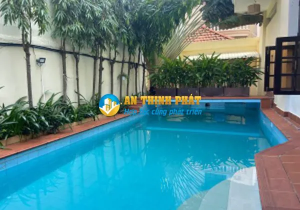 CHO THUÊ BIỆT THỰ THẢO ĐIỀN HỒ BƠI SÂN VƯỜN ĐỂ Ở