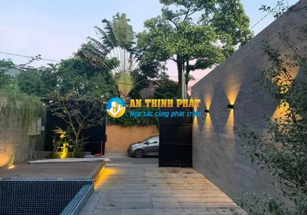 CHO THUÊ BIỆT THỰ THIẾT KẾ HIỆN ĐẠI PHƯỜNG THẢO ĐIỀN QUẬN 2
