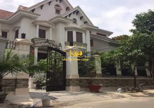 CHO THUÊ NHÀ QUẬN 2 MỚI XÂY KHU COMPOUND DT 560M2, 6 PHÒNG RỘNG