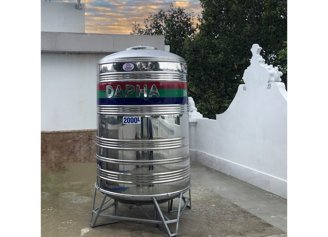 Bồn nước inox Dapha xuất khẩu đứng 1500L Bồn nước inox Dapha xuất khẩu đứng 1500L