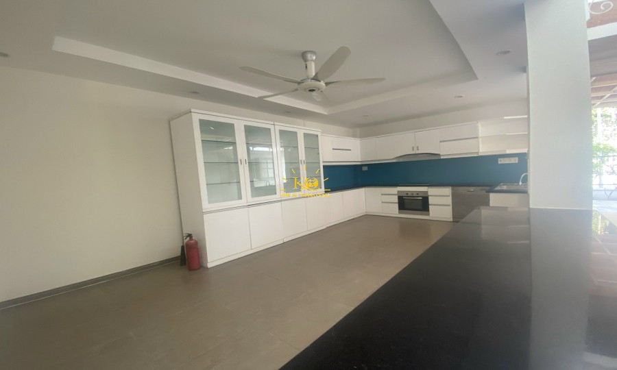 Biệt thự tp Thủ Đức cho thuê