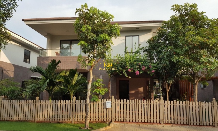 Mătj trước nhà valora fuji Mặt trước nhà