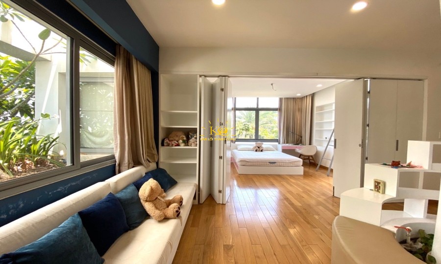 Phòng ngủ master ánh snags tự nhiên, nội thất đầy đủ Phòng ngủ lớn