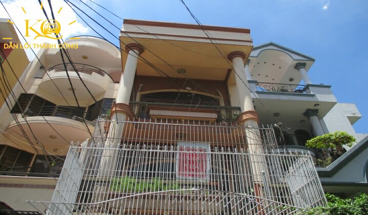 nhìn bao quát căn nhà nhìn bao quát căn nhà