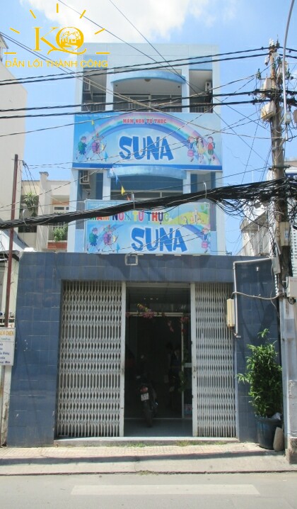 căn nhà nhìn từ bên ngoài căn nhà nhìn từ bên ngoài