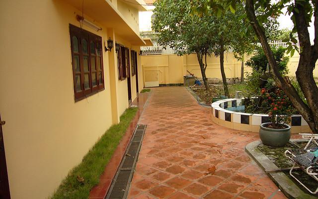 biệt thự cho thuê .