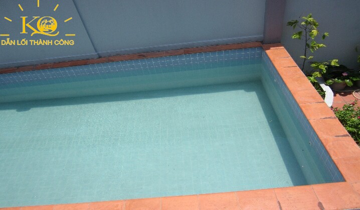 Một góc của hồ bơi Một góc của hồ bơi