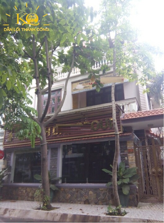 Thiết kế bên ngoài của căn nhà  Thiết kế bên ngoài của căn nhà